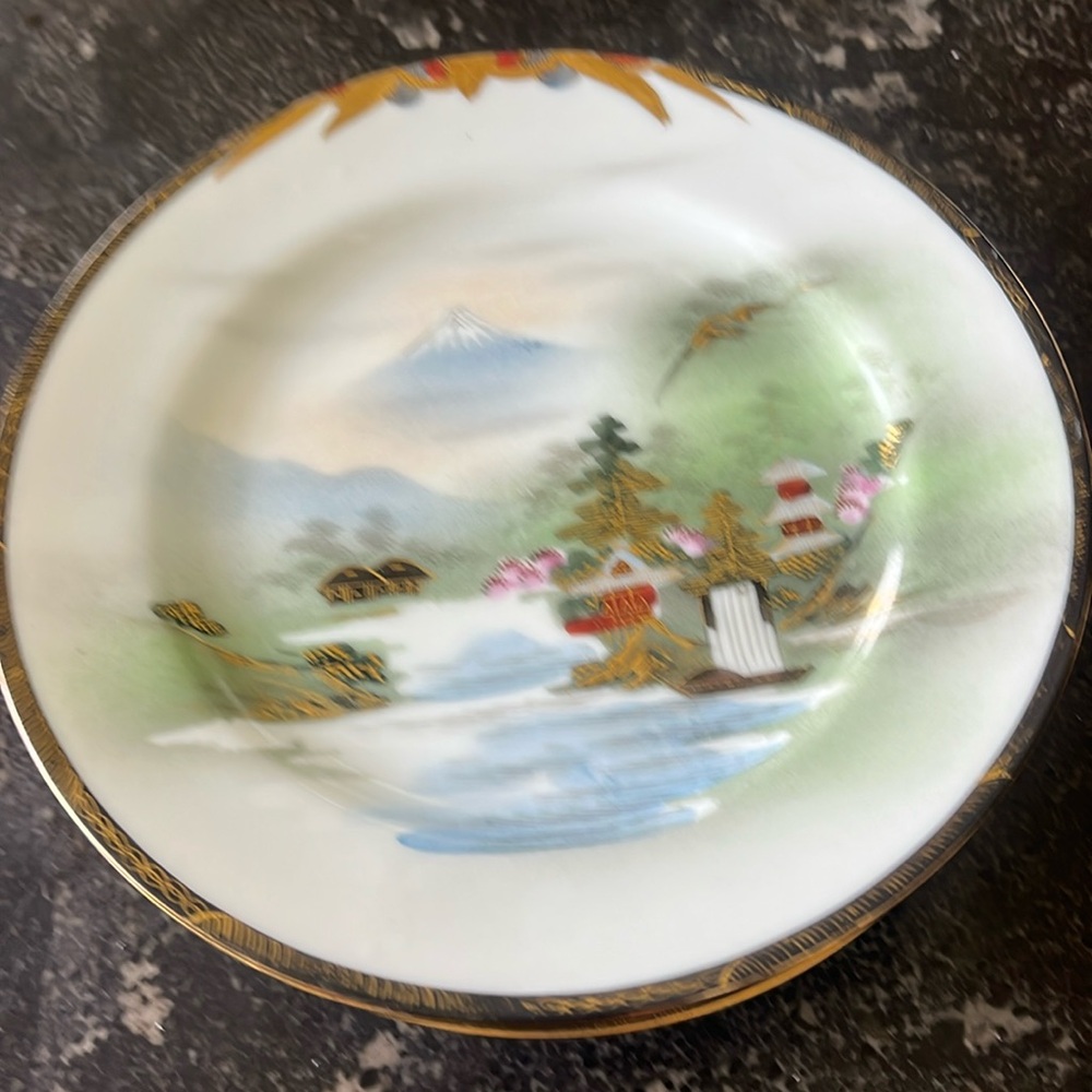 Vintage Soko China Japanese hand painted set of 6. 7” round bread plates